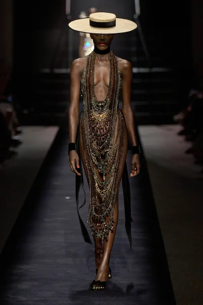 Look 20